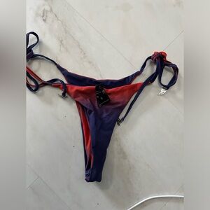 I am gia swim bottoms small